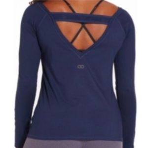 Calia By Carrie Underwood Elastic Strap V-Back Long Sleeve